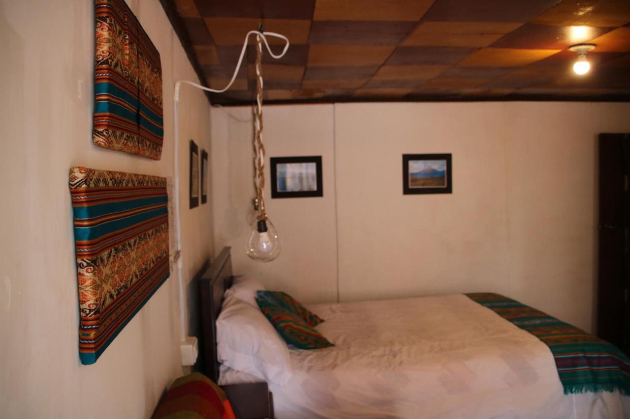 Hospedaje Los Ponchos Otavalo Bagian luar foto